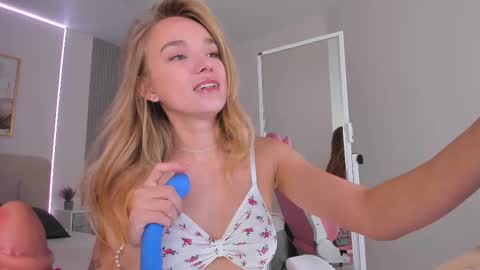 Chloe online show from October 23, 3:19 am