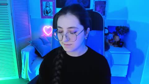 your love online show from October 13, 7:21 am