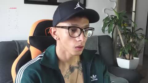 VITO BENZ online show from October 28, 12:39 pm