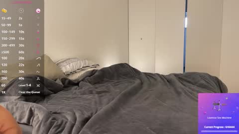 vitoraugustoxxx online show from December 4, 11:21 am