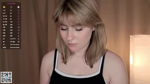 Melissa online show from October 21, 6:22 pm