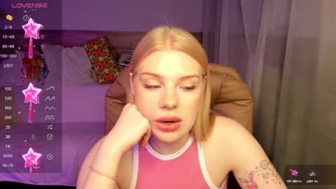 Aurora online show from December 2, 4:59 pm