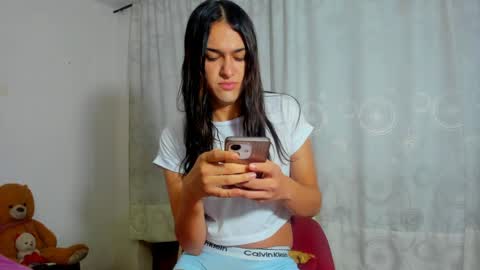 instagram Viviana73215 online show from April 2, 11:11 pm