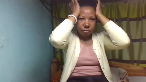 viviane0812 online show from September 12, 12:23 am