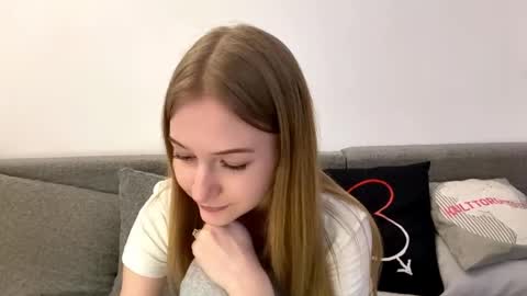 Kristy online show from April 19, 3:24 pm