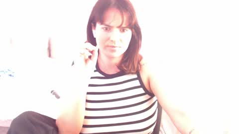 ViviRoses online show from April 23, 2:51 pm