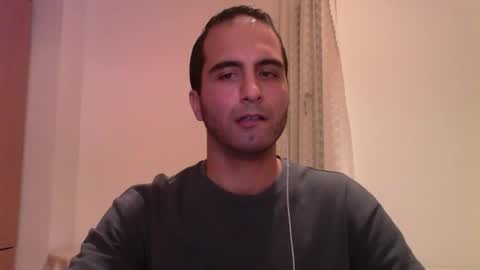 volve5 online show from December 5, 8:28 pm