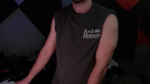 w33dgvy online show from February 11, 2:37 am