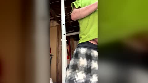 Walter online show from March 18, 6:14 pm