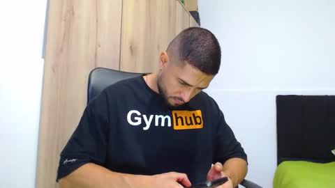 WALTER BROWN  online show from December 3, 2:51 pm