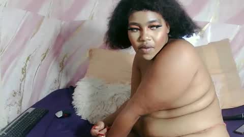 wandabanks55 online show from April 21, 5:09 pm