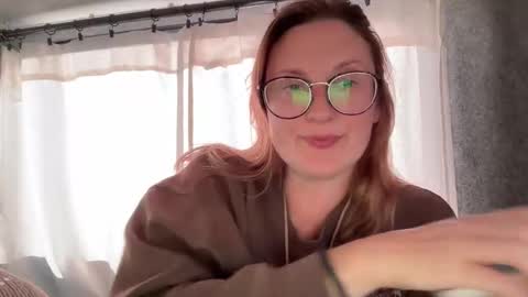 Jade  Adonis online show from April 20, 9:40 pm