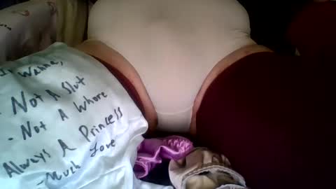 wanna872510 online show from April 18, 10:43 pm