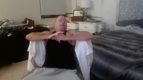 Snapshot of wantmymantofukme chatting on October 25, 6:57 am wantmymantofukme online show from October 25, 6:57 am