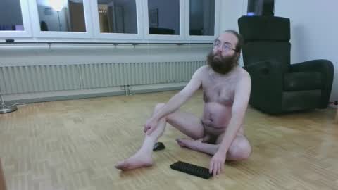 wantsahug online show from December 14, 7:42 pm