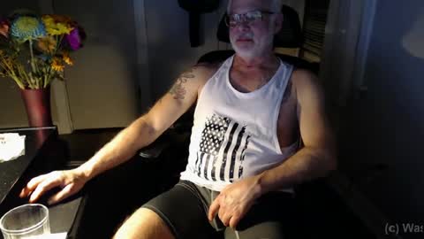 Snapshot of wasted_daze_ chatting on February 27, 4:35 am wasted_daze_ online show from February 27, 4:35 am