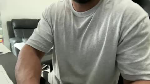 Weapon X online show from February 3, 2:53 am