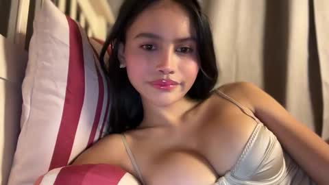 Maggie online show from November 16, 5:15 pm