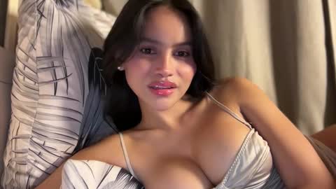 Maggie online show from September 10, 3:57 pm