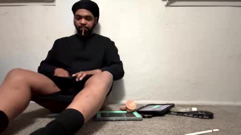 WeDaShit Come Vibe with me . online show from January 13, 10:25 am