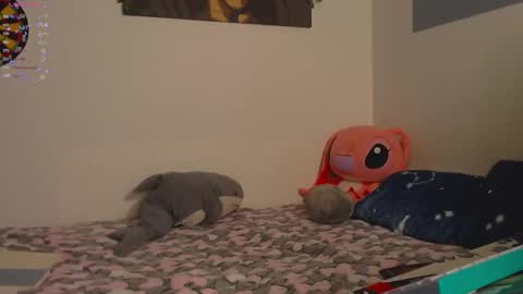 Snapshot of weed_princesss chatting on September 11, 4:30 pm  moon  online show from September 11, 4:30 pm