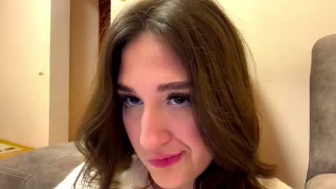 Anna online show from March 25, 4:36 pm