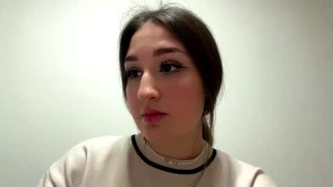 Anna online show from March 22, 3:27 pm