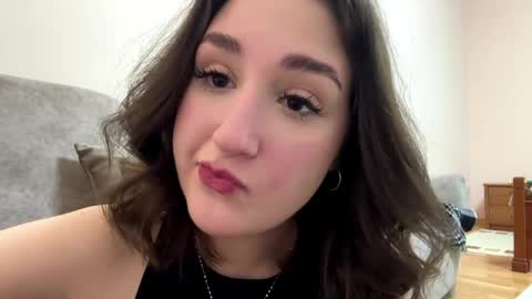 Anna online show from April 13, 4:22 pm