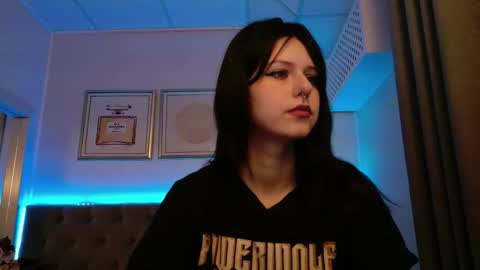  Wendy online show from November 20, 8:13 am