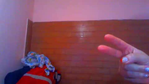 Snapshot of wenndy_ardent chatting on December 6, 8:23 pm TaTis online show from December 6, 8:23 pm