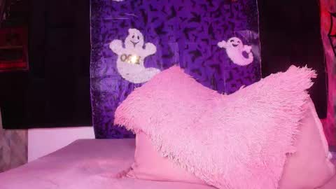 WEN SHENG online show from October 16, 8:40 pm