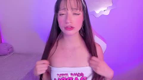 Wenstacie INDEPENDENT MODEL online show from April 14, 1:20 am