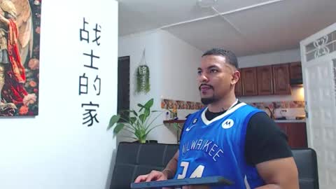 Wesley Rogger online show from March 2, 2:16 am