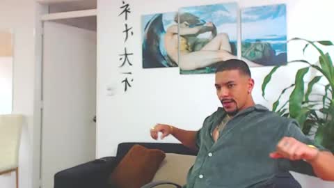 Wesley Rogger online show from February 7, 8:10 pm