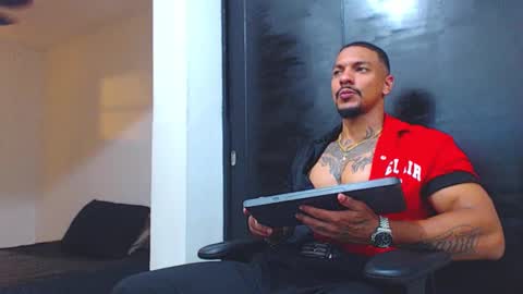 Wesley Rogger online show from October 16, 12:43 am