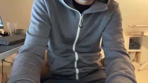 wet_adidasboy online show from September 22, 5:33 am