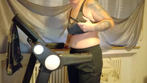 Wetgerman online show from November 2, 2:50 pm