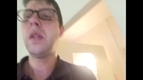 stoffy online show from March 12, 5:22 am