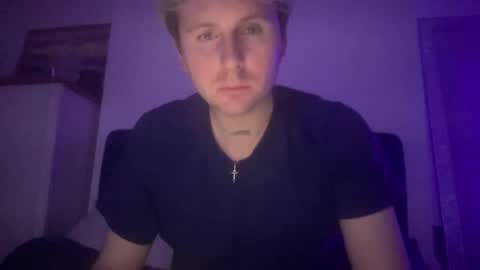 whatyouwantyouknowigotit online show from February 4, 1:12 am