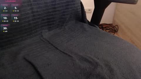 whereandwhenx online show from December 17, 5:25 am