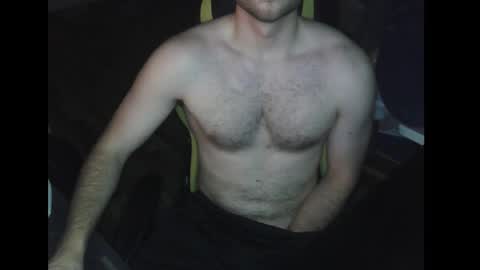 xoAresox online show from December 1, 6:39 pm