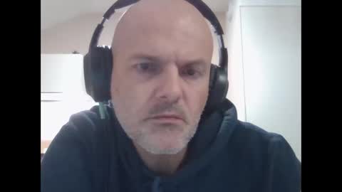Snapshot of whiteeaglesrb chatting on October 4, 6:17 pm whiteeaglesrb online show from October 4, 6:17 pm