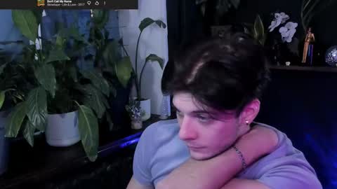 Gus online show from January 6, 9:30 pm