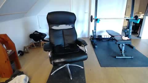 whiterabbit_86 online show from October 26, 2:18 pm