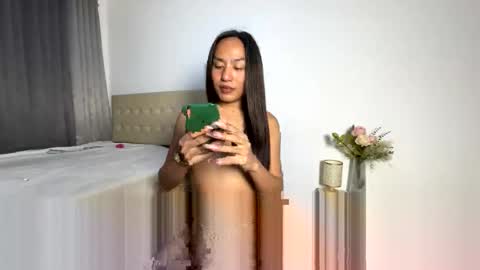 Arra Brown online show from January 8, 10:43 am