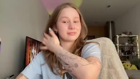 Alisa online show from April 13, 8:07 am