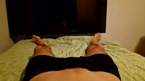 whoknowssomeone online show from November 6, 10:02 pm