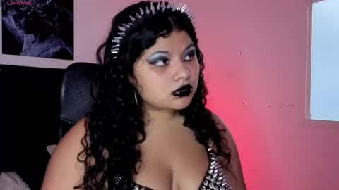wickedlemon_ online show from June 2, 9:06 pm