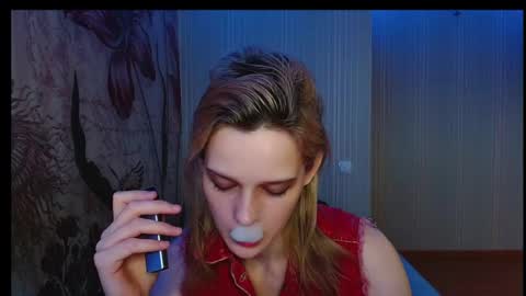 Victoria online show from October 28, 2:45 am