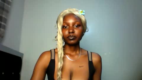 wiggly ashly online show from January 17, 2:43 am